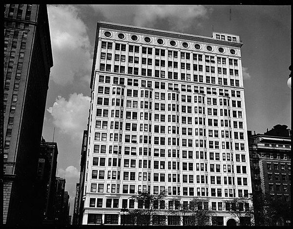 [343 Views and Studies of Chicago Architecture, Streets, and Pedestrians, For Fortune Article "Chicago: A Camera Exploration" Published February 1947], Walker Evans (American, St. Louis, Missouri 1903–1975 New Haven, Connecticut), Film negative