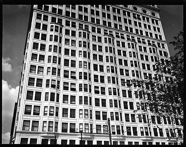 [343 Views and Studies of Chicago Architecture, Streets, and Pedestrians, For Fortune Article "Chicago: A Camera Exploration" Published February 1947], Walker Evans (American, St. Louis, Missouri 1903–1975 New Haven, Connecticut), Film negative