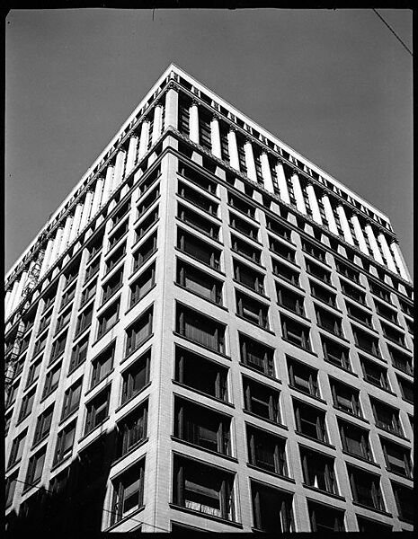 [343 Views and Studies of Chicago Architecture, Streets, and Pedestrians, For Fortune Article "Chicago: A Camera Exploration" Published February 1947], Walker Evans (American, St. Louis, Missouri 1903–1975 New Haven, Connecticut), Film negative