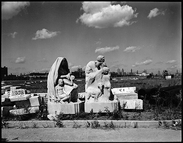 [343 Views and Studies of Chicago Architecture, Streets, and Pedestrians, For Fortune Article "Chicago: A Camera Exploration" Published February 1947], Walker Evans (American, St. Louis, Missouri 1903–1975 New Haven, Connecticut), Film negative