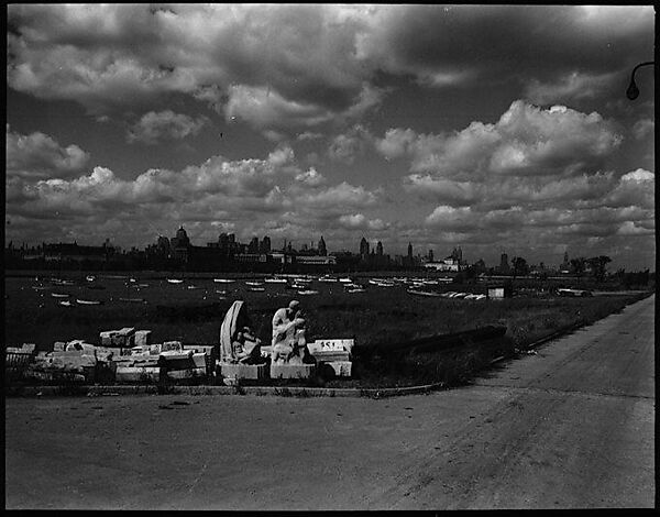 [343 Views and Studies of Chicago Architecture, Streets, and Pedestrians, For Fortune Article "Chicago: A Camera Exploration" Published February 1947], Walker Evans (American, St. Louis, Missouri 1903–1975 New Haven, Connecticut), Film negative
