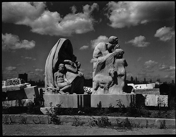 [343 Views and Studies of Chicago Architecture, Streets, and Pedestrians, For Fortune Article "Chicago: A Camera Exploration" Published February 1947], Walker Evans (American, St. Louis, Missouri 1903–1975 New Haven, Connecticut), Film negative