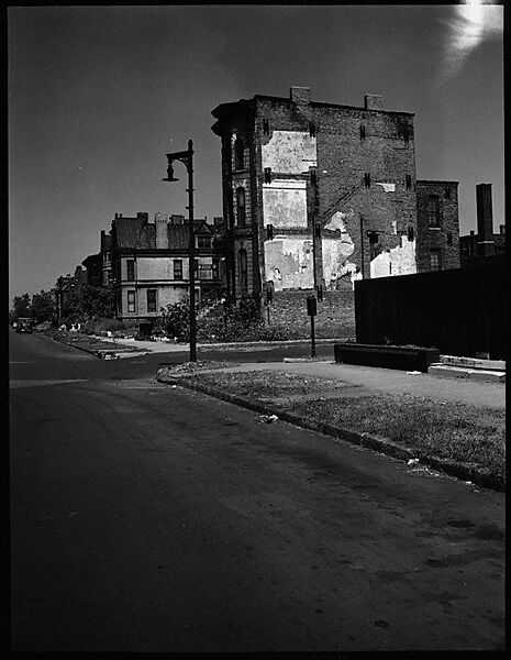 [343 Views and Studies of Chicago Architecture, Streets, and Pedestrians, For Fortune Article "Chicago: A Camera Exploration" Published February 1947], Walker Evans (American, St. Louis, Missouri 1903–1975 New Haven, Connecticut), Film negative