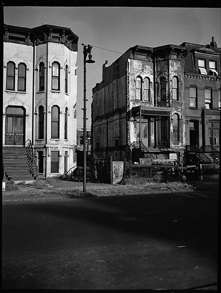 [343 Views and Studies of Chicago Architecture, Streets, and Pedestrians, For Fortune Article "Chicago: A Camera Exploration" Published February 1947], Walker Evans (American, St. Louis, Missouri 1903–1975 New Haven, Connecticut), Film negative