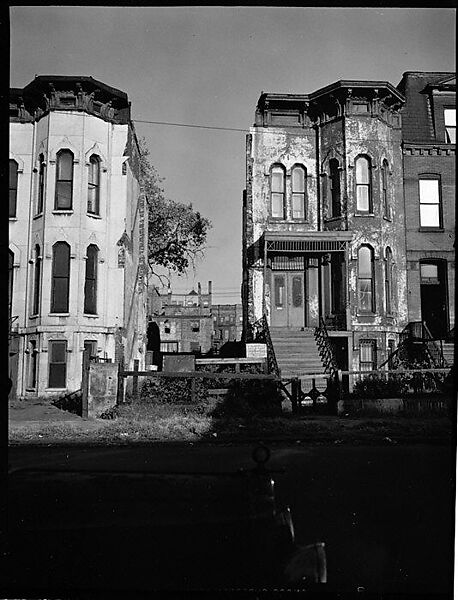[343 Views and Studies of Chicago Architecture, Streets, and Pedestrians, For Fortune Article "Chicago: A Camera Exploration" Published February 1947], Walker Evans (American, St. Louis, Missouri 1903–1975 New Haven, Connecticut), Film negative