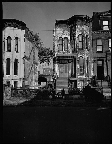 [343 Views and Studies of Chicago Architecture, Streets, and Pedestrians, For Fortune Article "Chicago: A Camera Exploration" Published February 1947], Walker Evans (American, St. Louis, Missouri 1903–1975 New Haven, Connecticut), Film negative