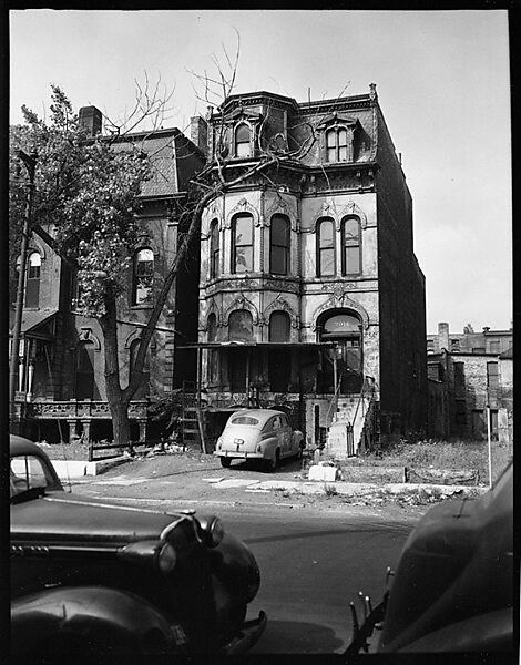 [343 Views and Studies of Chicago Architecture, Streets, and Pedestrians, For Fortune Article "Chicago: A Camera Exploration" Published February 1947], Walker Evans (American, St. Louis, Missouri 1903–1975 New Haven, Connecticut), Film negative