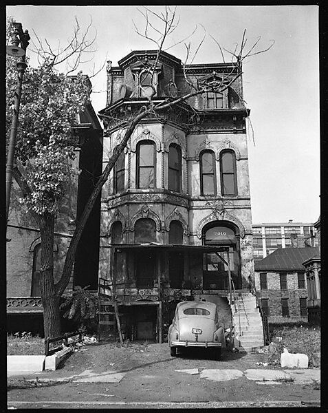 [343 Views and Studies of Chicago Architecture, Streets, and Pedestrians, For Fortune Article "Chicago: A Camera Exploration" Published February 1947], Walker Evans (American, St. Louis, Missouri 1903–1975 New Haven, Connecticut), Film negative