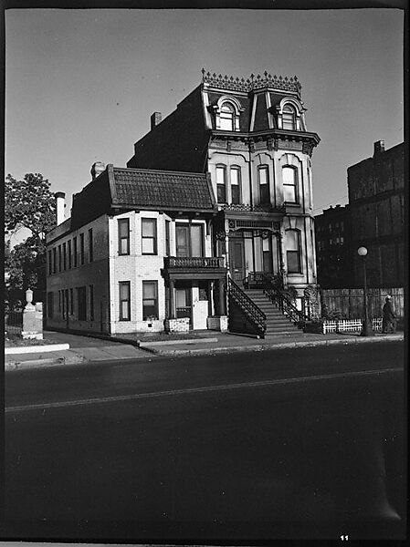 [343 Views and Studies of Chicago Architecture, Streets, and Pedestrians, For Fortune Article "Chicago: A Camera Exploration" Published February 1947], Walker Evans (American, St. Louis, Missouri 1903–1975 New Haven, Connecticut), Film negative