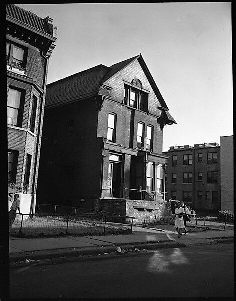 [343 Views and Studies of Chicago Architecture, Streets, and Pedestrians, For Fortune Article "Chicago: A Camera Exploration" Published February 1947], Walker Evans (American, St. Louis, Missouri 1903–1975 New Haven, Connecticut), Film negative