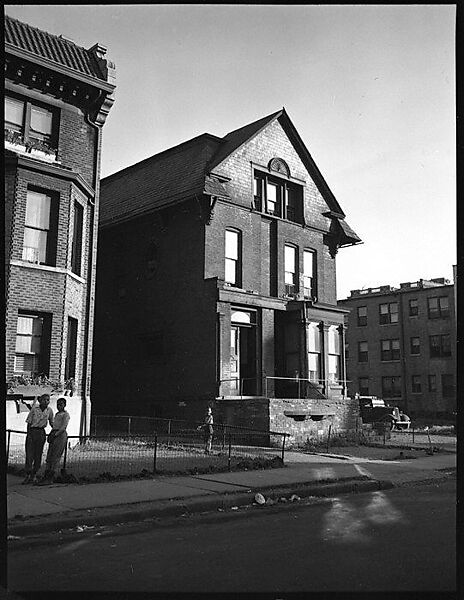 [343 Views and Studies of Chicago Architecture, Streets, and Pedestrians, For Fortune Article "Chicago: A Camera Exploration" Published February 1947], Walker Evans (American, St. Louis, Missouri 1903–1975 New Haven, Connecticut), Film negative