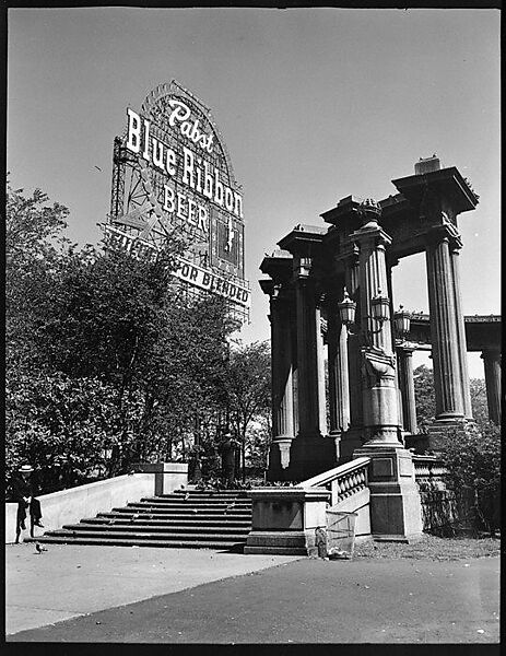 [343 Views and Studies of Chicago Architecture, Streets, and Pedestrians, For Fortune Article "Chicago: A Camera Exploration" Published February 1947], Walker Evans (American, St. Louis, Missouri 1903–1975 New Haven, Connecticut), Film negative