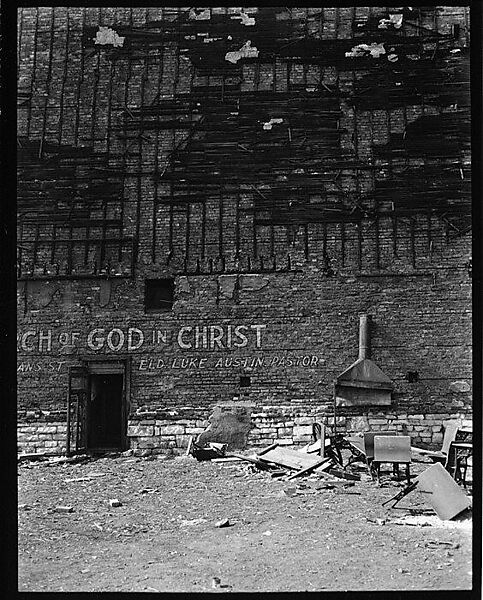 [343 Views and Studies of Chicago Architecture, Streets, and Pedestrians, For Fortune Article "Chicago: A Camera Exploration" Published February 1947], Walker Evans (American, St. Louis, Missouri 1903–1975 New Haven, Connecticut), Film negative