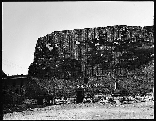 [343 Views and Studies of Chicago Architecture, Streets, and Pedestrians, For Fortune Article "Chicago: A Camera Exploration" Published February 1947], Walker Evans (American, St. Louis, Missouri 1903–1975 New Haven, Connecticut), Film negative