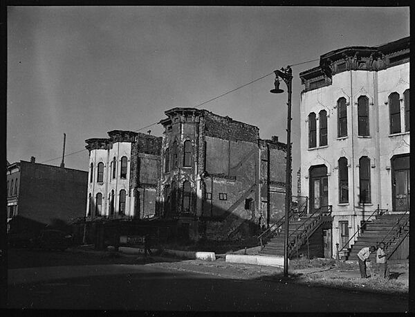 [343 Views and Studies of Chicago Architecture, Streets, and Pedestrians, For Fortune Article "Chicago: A Camera Exploration" Published February 1947], Walker Evans (American, St. Louis, Missouri 1903–1975 New Haven, Connecticut), Film negative
