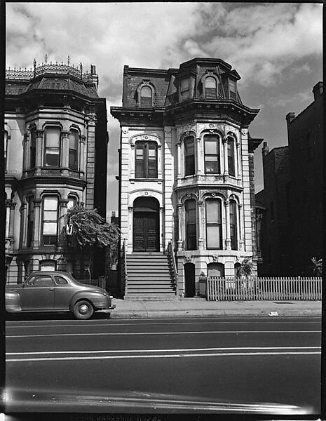 [343 Views and Studies of Chicago Architecture, Streets, and Pedestrians, For Fortune Article "Chicago: A Camera Exploration" Published February 1947], Walker Evans (American, St. Louis, Missouri 1903–1975 New Haven, Connecticut), Film negative