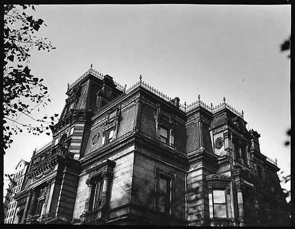 [343 Views and Studies of Chicago Architecture, Streets, and Pedestrians, For Fortune Article "Chicago: A Camera Exploration" Published February 1947], Walker Evans (American, St. Louis, Missouri 1903–1975 New Haven, Connecticut), Film negative