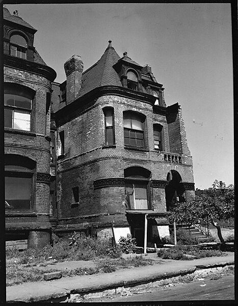 [343 Views and Studies of Chicago Architecture, Streets, and Pedestrians, For Fortune Article "Chicago: A Camera Exploration" Published February 1947], Walker Evans (American, St. Louis, Missouri 1903–1975 New Haven, Connecticut), Film negative