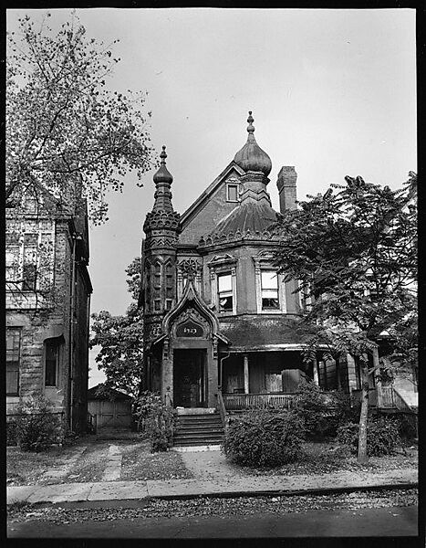 [343 Views and Studies of Chicago Architecture, Streets, and Pedestrians, For Fortune Article "Chicago: A Camera Exploration" Published February 1947], Walker Evans (American, St. Louis, Missouri 1903–1975 New Haven, Connecticut), Film negative