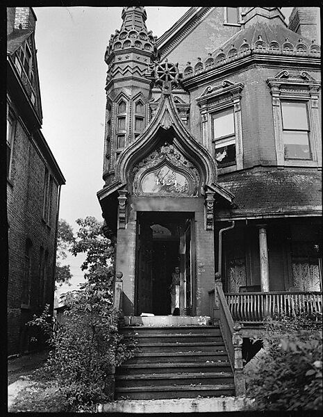 [343 Views and Studies of Chicago Architecture, Streets, and Pedestrians, For Fortune Article "Chicago: A Camera Exploration" Published February 1947], Walker Evans (American, St. Louis, Missouri 1903–1975 New Haven, Connecticut), Film negative