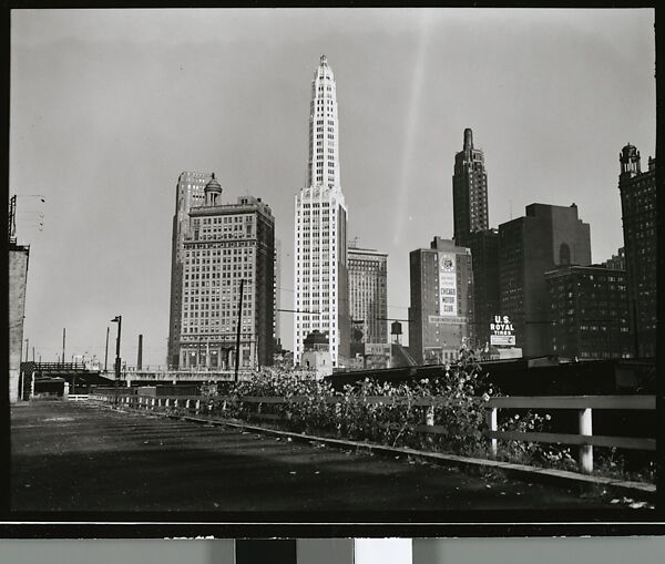 [343 Views and Studies of Chicago Architecture, Streets, and Pedestrians, For Fortune Article "Chicago: A Camera Exploration" Published February 1947], Walker Evans (American, St. Louis, Missouri 1903–1975 New Haven, Connecticut), Film negative