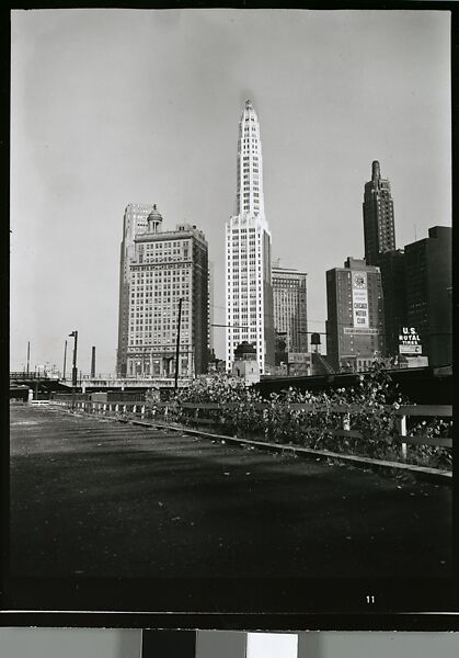 [343 Views and Studies of Chicago Architecture, Streets, and Pedestrians, For Fortune Article "Chicago: A Camera Exploration" Published February 1947], Walker Evans (American, St. Louis, Missouri 1903–1975 New Haven, Connecticut), Film negative