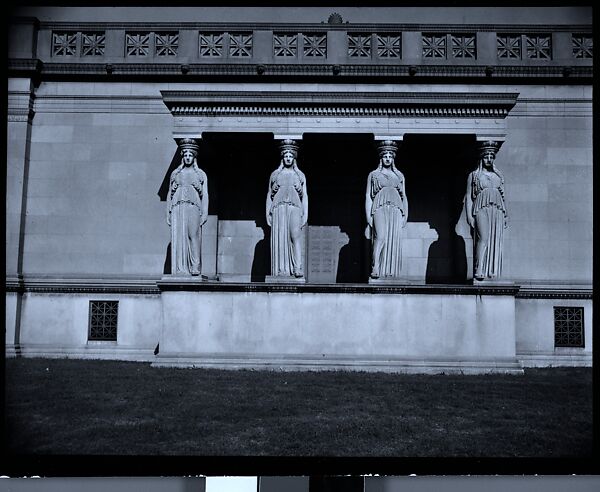 [343 Views and Studies of Chicago Architecture, Streets, and Pedestrians, For Fortune Article "Chicago: A Camera Exploration" Published February 1947], Walker Evans (American, St. Louis, Missouri 1903–1975 New Haven, Connecticut), Film negative