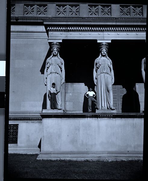 [343 Views and Studies of Chicago Architecture, Streets, and Pedestrians, For Fortune Article "Chicago: A Camera Exploration" Published February 1947], Walker Evans (American, St. Louis, Missouri 1903–1975 New Haven, Connecticut), Film negative