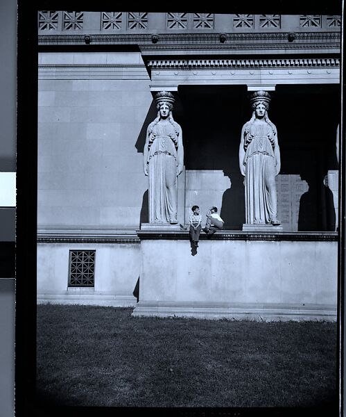 [343 Views and Studies of Chicago Architecture, Streets, and Pedestrians, For Fortune Article "Chicago: A Camera Exploration" Published February 1947], Walker Evans (American, St. Louis, Missouri 1903–1975 New Haven, Connecticut), Film negative