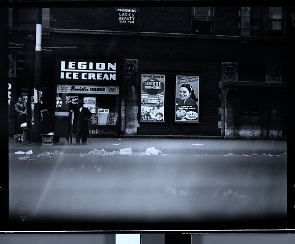 [343 Views and Studies of Chicago Architecture, Streets, and Pedestrians, For Fortune Article "Chicago: A Camera Exploration" Published February 1947], Walker Evans (American, St. Louis, Missouri 1903–1975 New Haven, Connecticut), Film negative