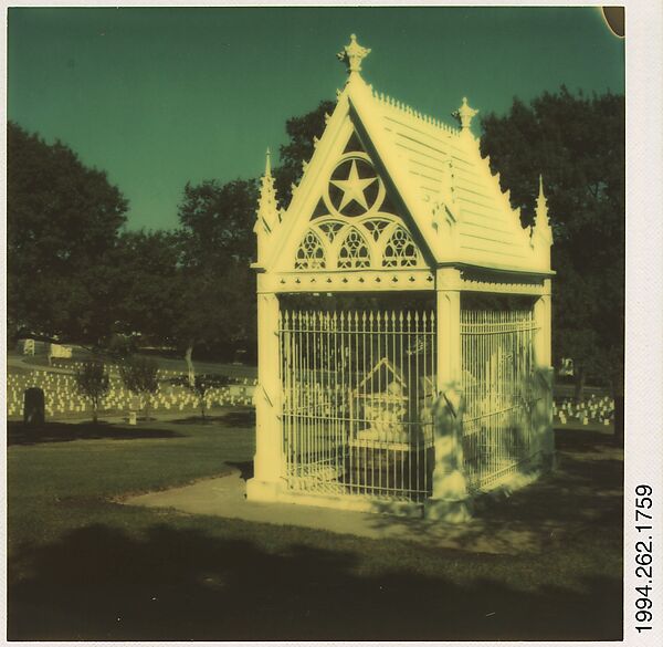 [Victorian Mausoleum], Walker Evans (American, St. Louis, Missouri 1903–1975 New Haven, Connecticut), Instant internal dye diffusion transfer print (Polaroid SX-70) 