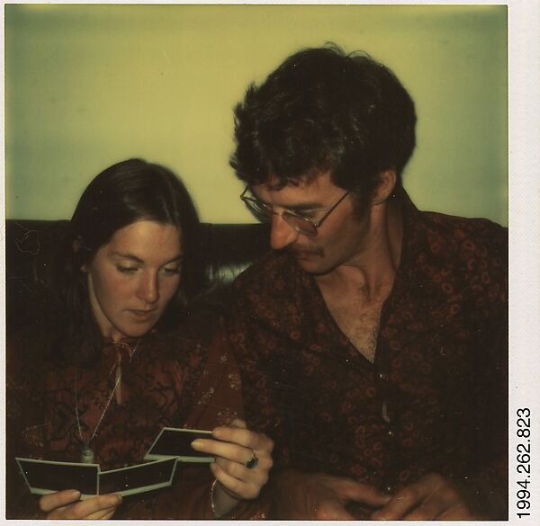 [John Benson and Unidentified Woman Looking at Polaroids], Walker Evans (American, St. Louis, Missouri 1903–1975 New Haven, Connecticut), Instant internal dye diffusion transfer print (Polaroid SX-70) 