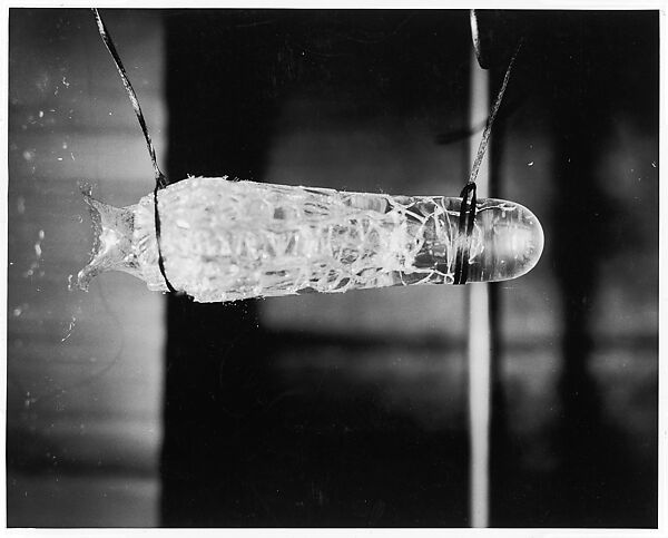 [Test Tube Shattering], Harold Edgerton (American, 1903–1990), Gelatin silver print 