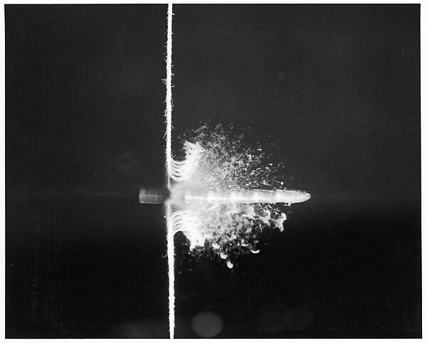 [Motion Study of Bullet Cutting Through String with Six Stroboscopic Flashes], Harold Edgerton (American, 1903–1990), Gelatin silver print 
