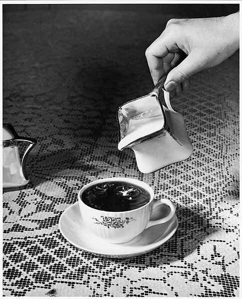 [Cream Poured into Cup of Coffee], Harold Edgerton (American, 1903–1990), Gelatin silver print 
