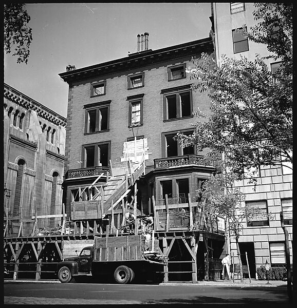 [12 Views of a New York City Building, Commissioned by Fortune Magazine for "The Wreckers", Published May 1951], Walker Evans (American, St. Louis, Missouri 1903–1975 New Haven, Connecticut), Film negative
