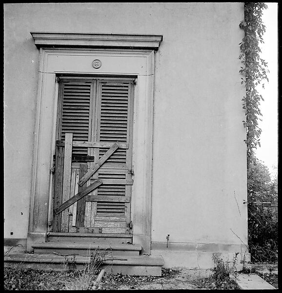 [151 Views of Rural and Suburban Illinois, Including: Farmlands and Architecture, Graveyards, Galena Scenes, Portraits of Suzette Morton Hamill, and Glencoe House, Lake Forest], Walker Evans (American, St. Louis, Missouri 1903–1975 New Haven, Connecticut), Film negative