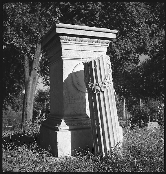 [151 Views of Rural and Suburban Illinois, Including: Farmlands and Architecture, Graveyards, Galena Scenes, Portraits of Suzette Morton Hamill, and Glencoe House, Lake Forest], Walker Evans (American, St. Louis, Missouri 1903–1975 New Haven, Connecticut), Film negative
