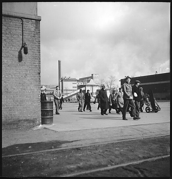 Walker Evans - [194 Views of Ford River Rouge Automobile Plant ...
