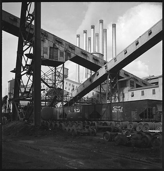 Walker Evans - [194 Views of Ford River Rouge Automobile Plant ...