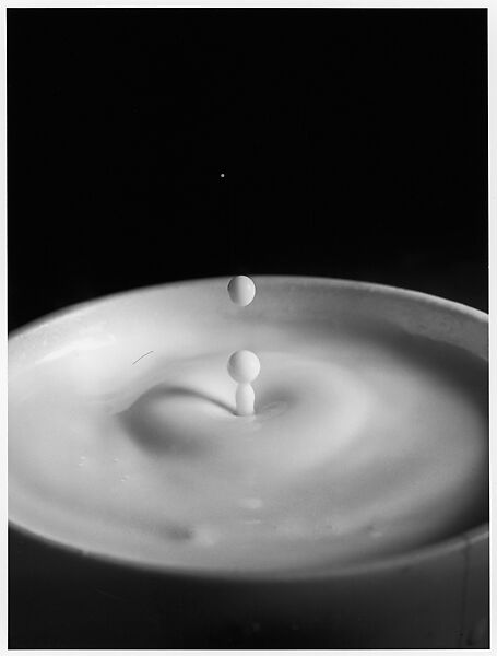 [Milk Drop Falling Into Reservoir of Milk (9/9)], Harold Edgerton (American, 1903–1990), Gelatin silver print 
