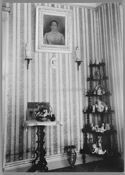 [Domestic Interior with Figurines on Corner Stand], Nancy Naumburg (American), Gelatin silver print 