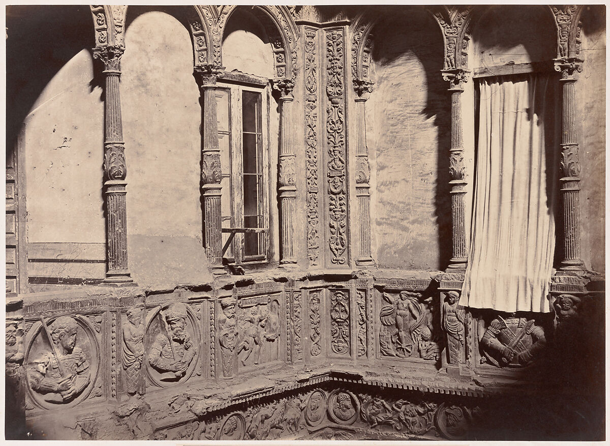 Zaragoza, Patio de la Casa Conocida con el Nombre de los Infantes, Charles Clifford (Welsh, 1819–1863), Albumen silver print from glass negative 