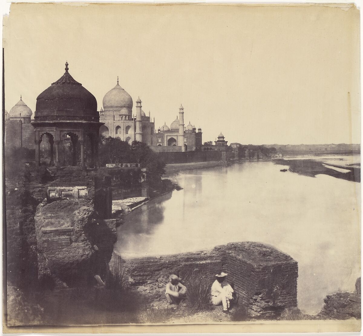 [The Taj Mahal from the Banks of the Yamuna River], John Murray (British, Blackhouse, Aberdeenshire, Scotland 1809–1898 Sheringham, Norfolk county, England), Albumen silver print from paper negative 