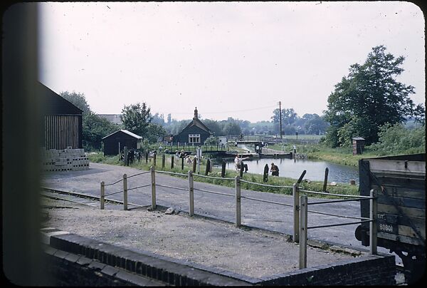 [25 Views of Miscellaneous British Sports, Including Hunting, Punting, and Cricket], Walker Evans (American, St. Louis, Missouri 1903–1975 New Haven, Connecticut), Color film transparency