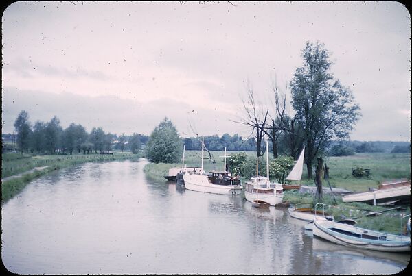 [25 Views of Miscellaneous British Sports, Including Hunting, Punting, and Cricket], Walker Evans (American, St. Louis, Missouri 1903–1975 New Haven, Connecticut), Color film transparency