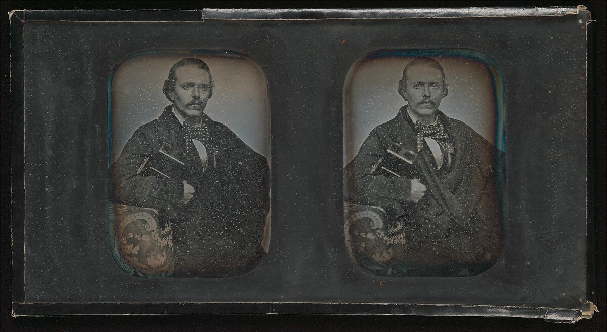 [Stereoscopic Portrait of Man Holding Stereoscopic Viewer], Unknown (American), daguerreotype 