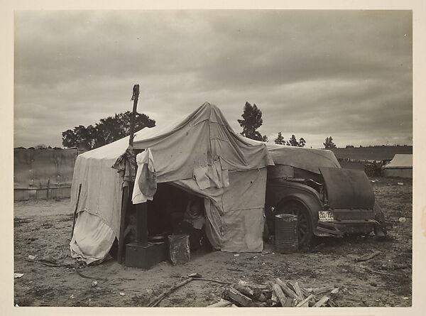 [Migrant Pea Picker's Makeshift Home, Nipomo, California], Dorothea Lange (American, 1895–1965), Gelatin silver print 