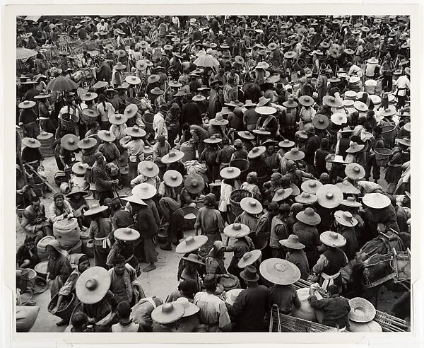 Country Market at Cheng-Kiang, John Gutmann (American (born Germany), Breslau 1905–1998 San Francisco, California), Gelatin silver print 