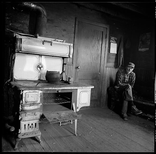 [33 Interior and Exterior Views of House and Portraits of Family, Nova Scotia], Walker Evans (American, St. Louis, Missouri 1903–1975 New Haven, Connecticut), Film negative